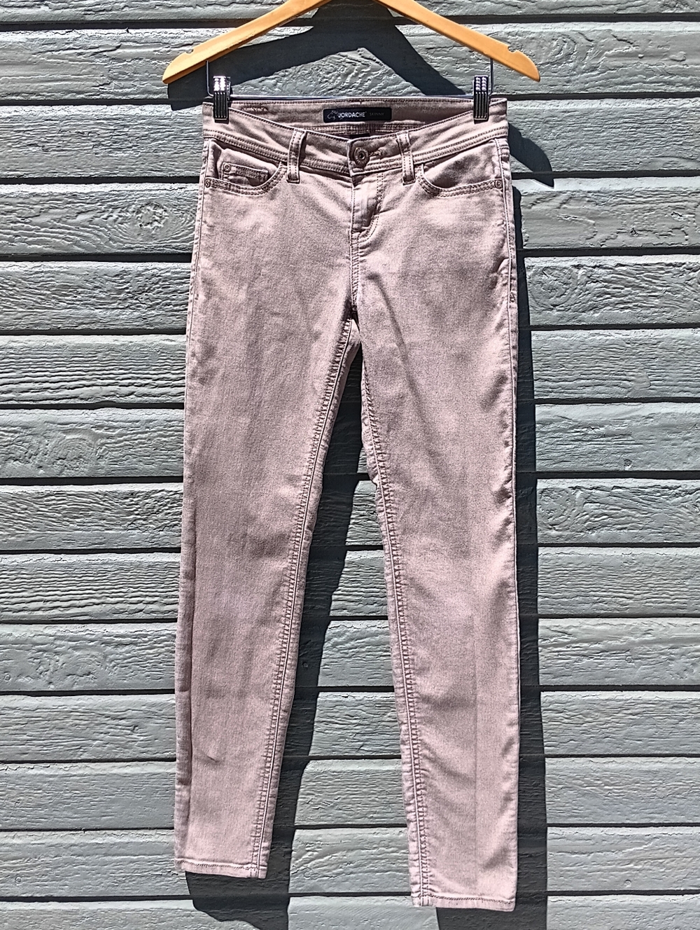 Jordache Skinny Jeans in Light Taupe